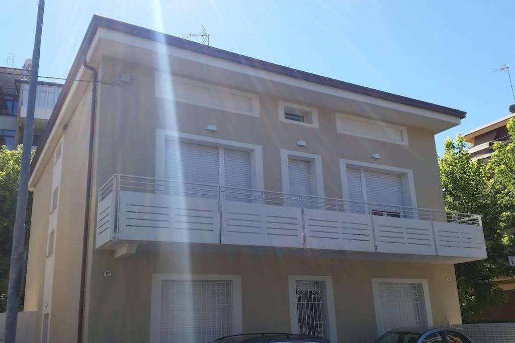 Appartamento In Villetta A 2 Passi Dal Mare E Dal Centro Pesaro Dış mekan fotoğraf